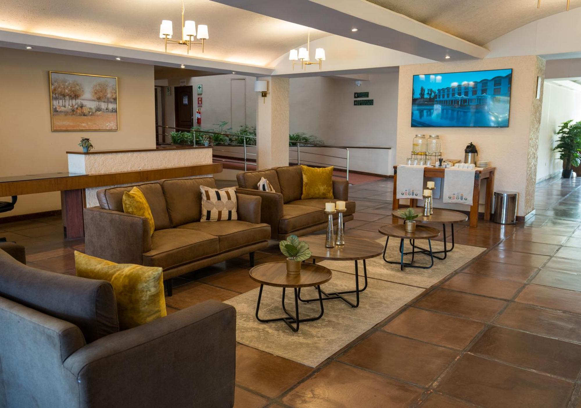 Bth Hotel Arequipa Lake Characato 外观 照片